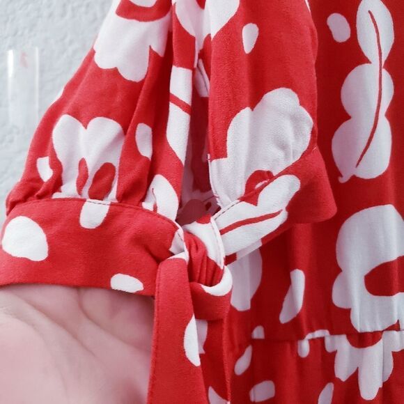 ELOQUII Stencil Print Walk Through Maxi Romper - Picture 11 of 13